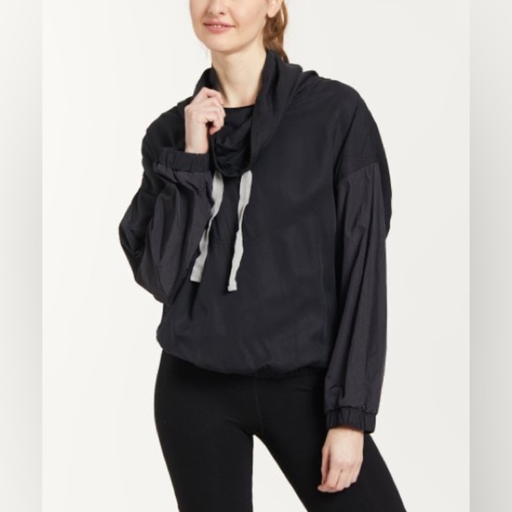 Free People Movement Far & Away Black Pullover Windbreaker Jacket